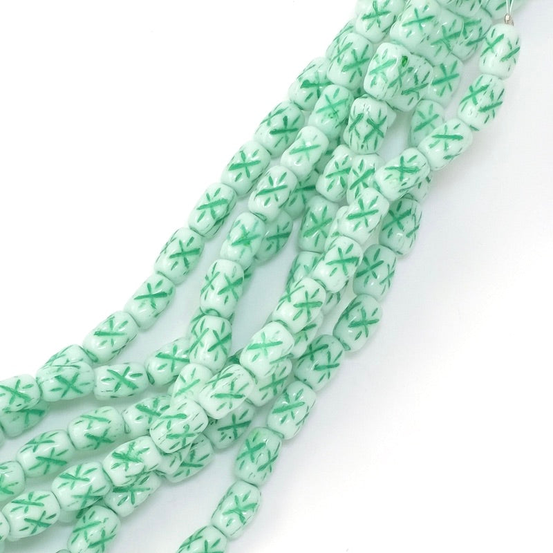 Fil de perles de Bohème Rectangle 6,2x3,7mm à motif blanc et vert