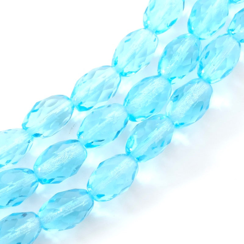 Fil de perles de Bohème Olives facettées 12x8mm bleu clair