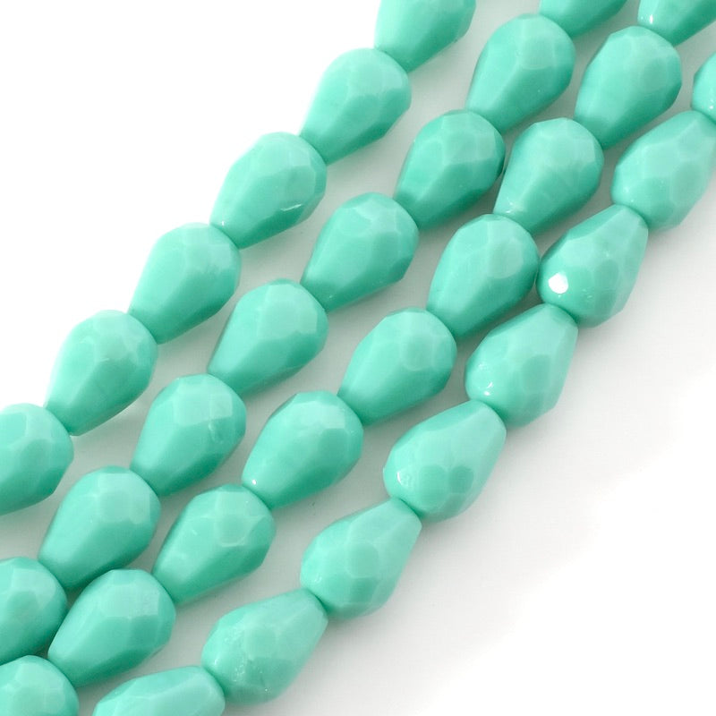 Fil de perles de Bohème gouttes 10x7mm vert turquoise opaque
