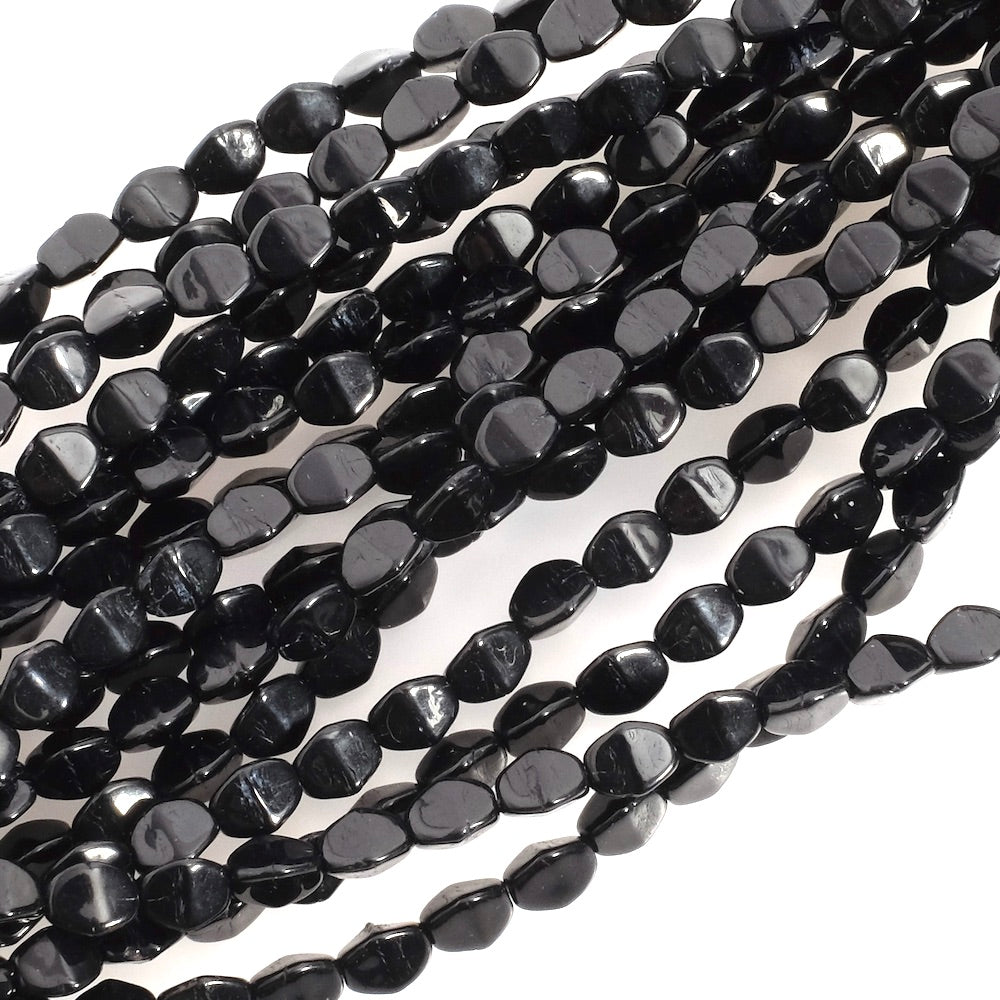 Fil de perles de Bohème Olives facettées 5mm noir