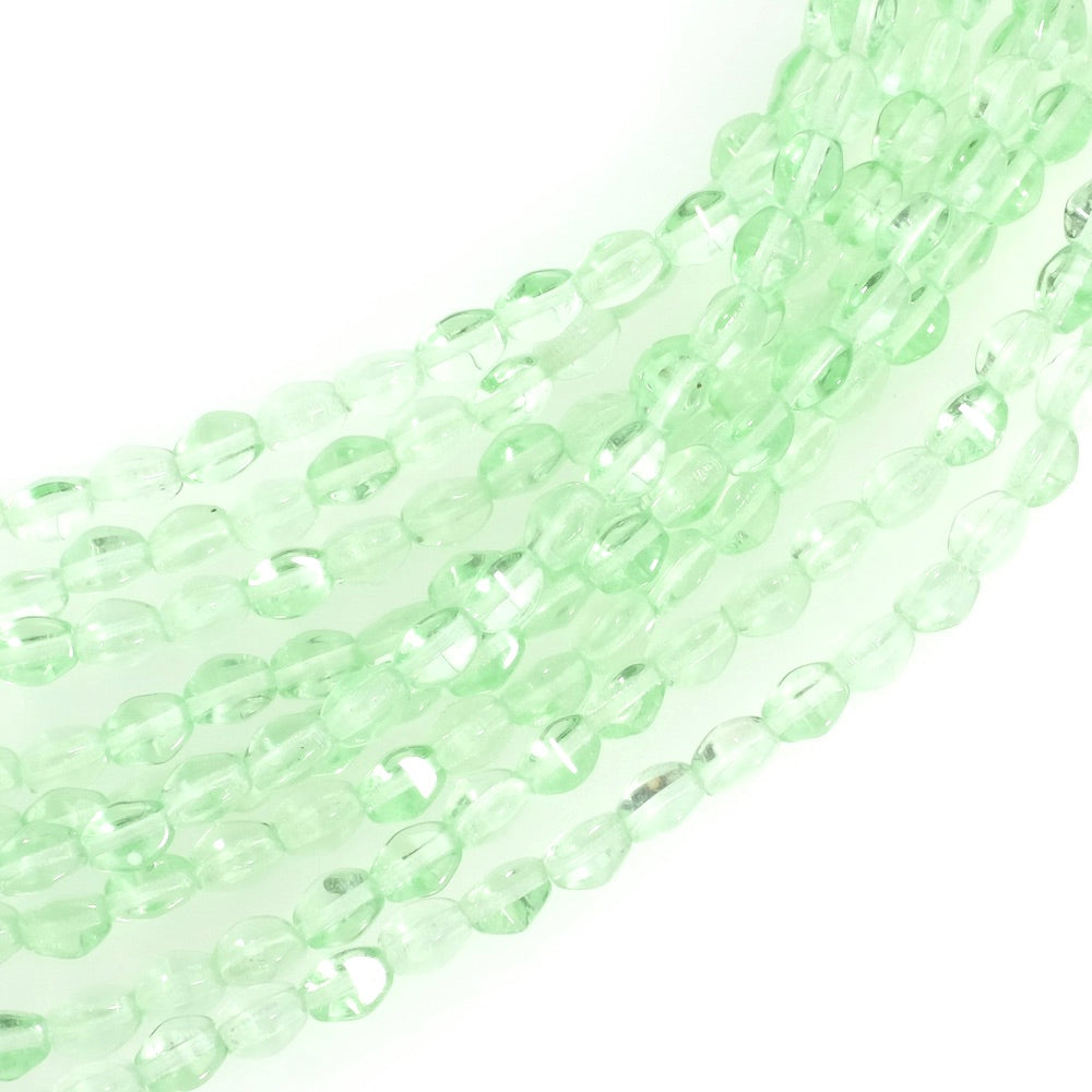Fil de perles de Bohème Olives facettées 5mm vert clair transparent