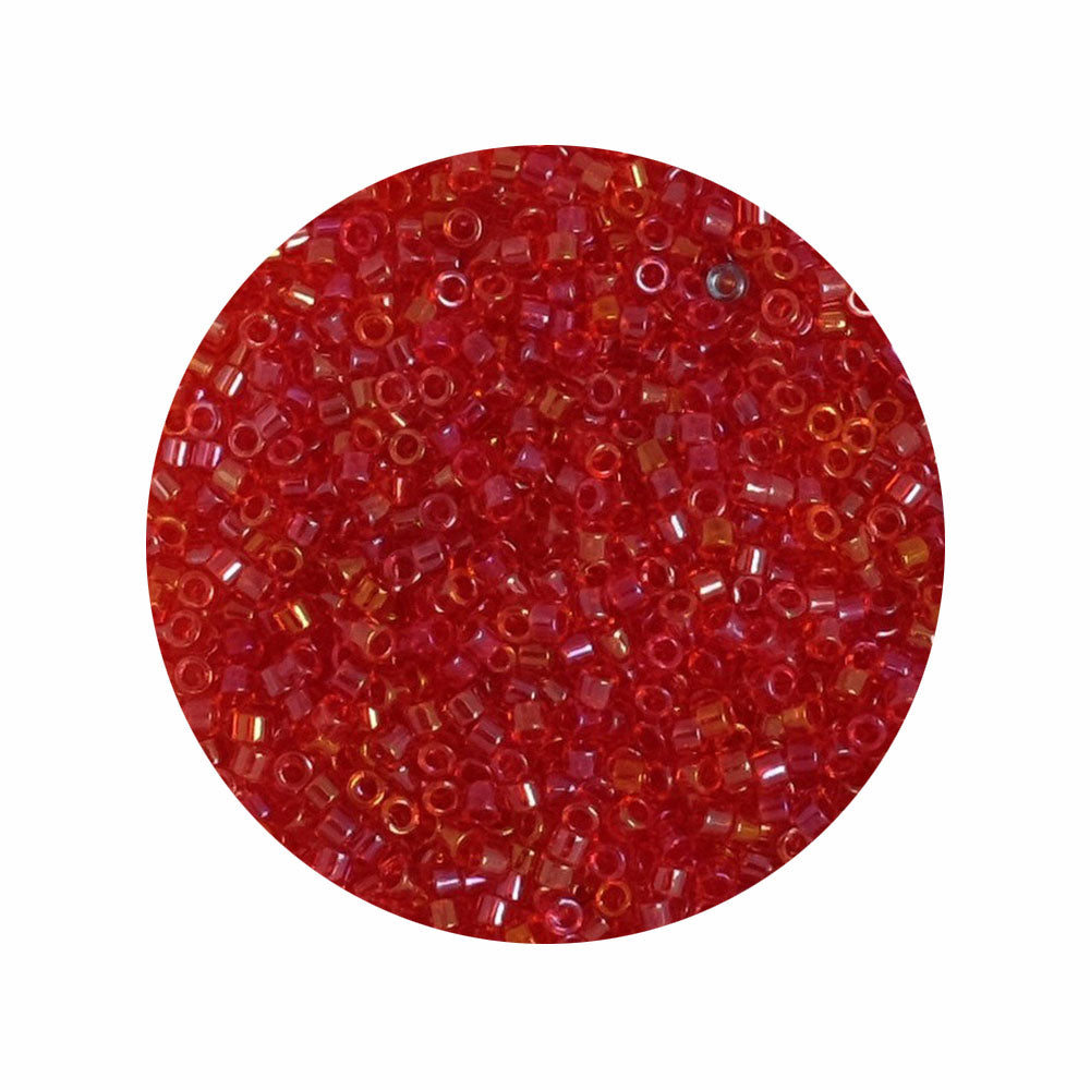 8 grammes de perles Miyuki Délica 11/0 Fancy Lined Scarlet DB2374