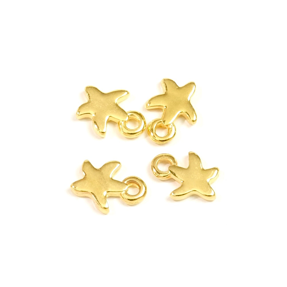 4 petits pendentifs étoile de mer en Zamak doré 24K