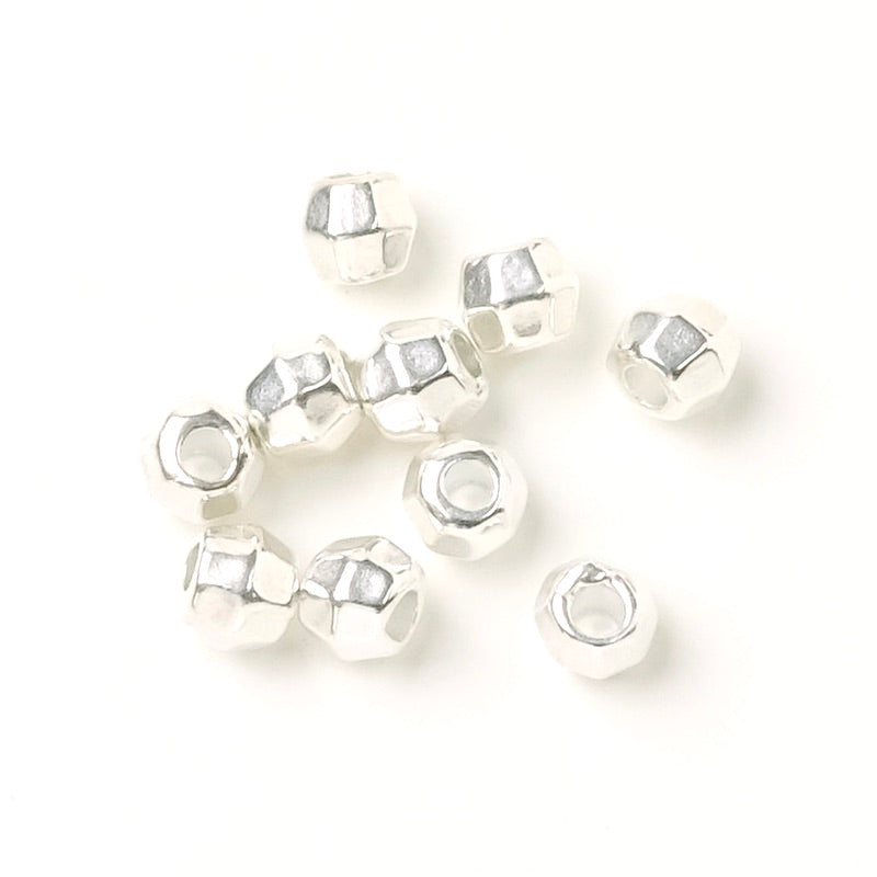 10 perles facettées 3,4mm en métal Zamak Argenté