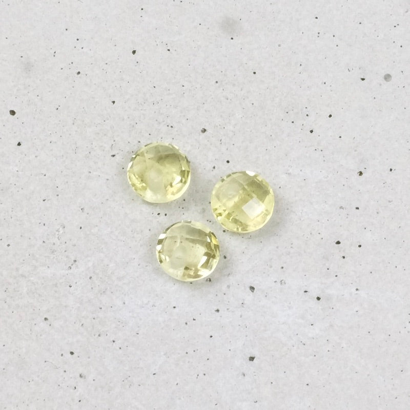 Pendentif rond facetté 6mm en pierre naturelle Lemon Green gold