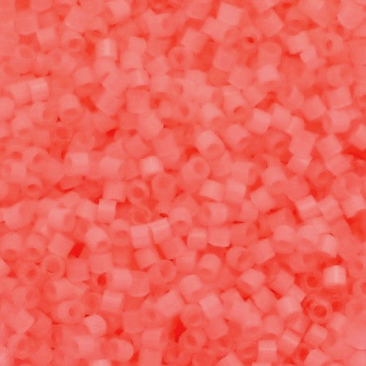 8 grammes de perles Miyuki Délica 11/0 Silk inside dyed Flamingo N°1856 