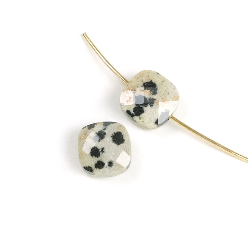 Perle naturelle carrée 8mm taille coussin en Jaspe Dalmatien