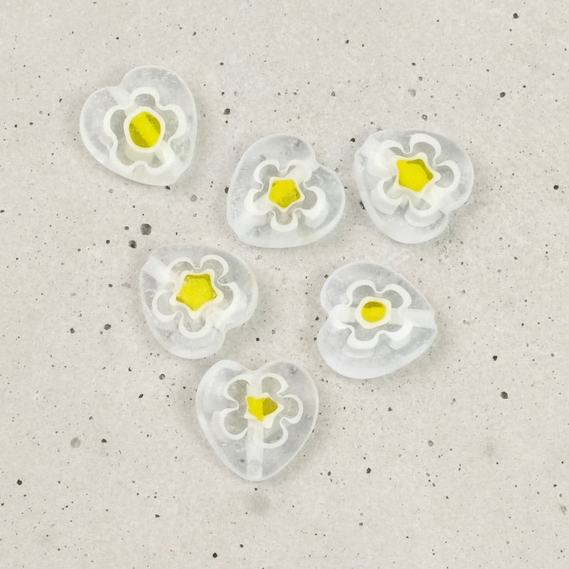 6 perles coeur motif fleur en verre Millefiori