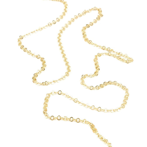 Chaine en laiton doré à l'or fin 24K avec petits maillons losanges.