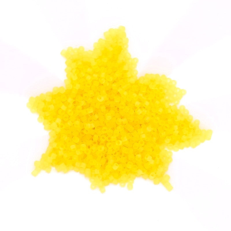 8 grammes de perles Miyuki Délica 11/0 Matted transparent yellow N°0743