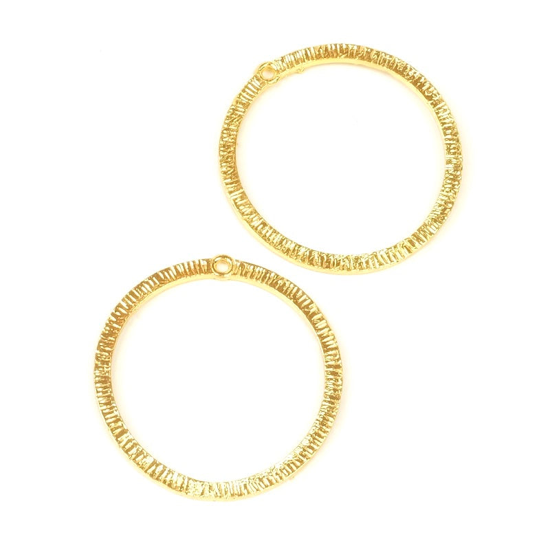 2 Pendentifs ronds striés en laiton Doré à l'or fin 24K