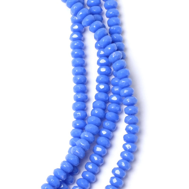 Fil de perles de Bohème facettées bleu opaque 2x3mm