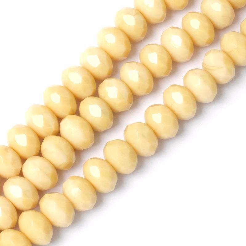 Fil de perles de Bohème facettées crème ivoire 6x8mm