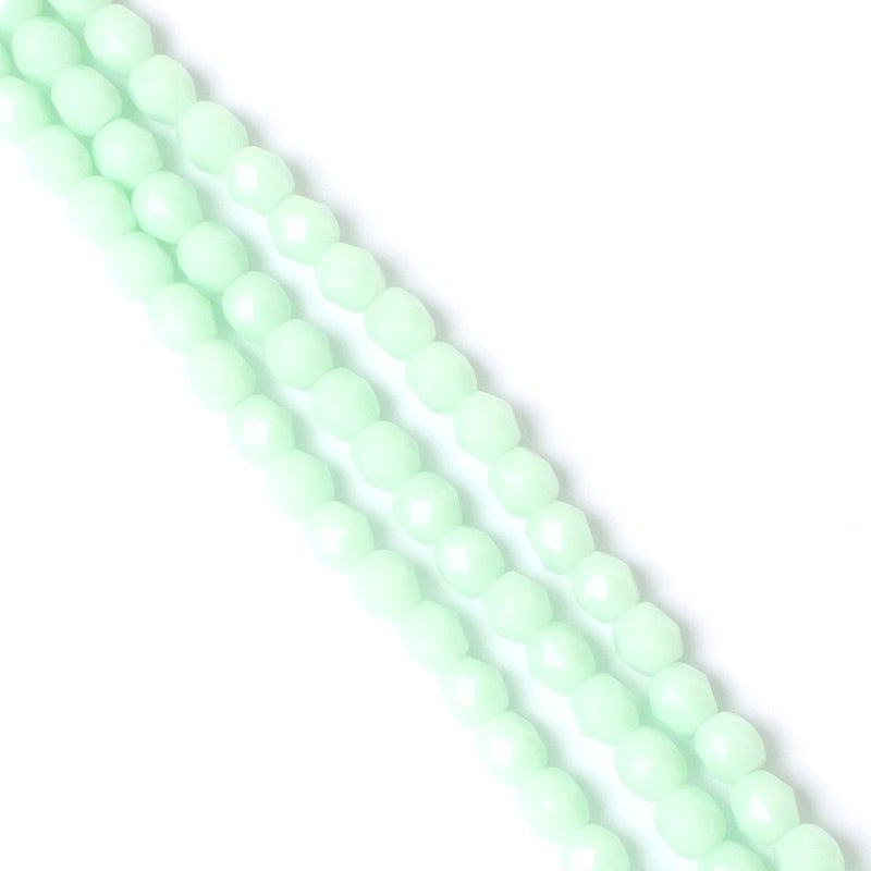 Fil de perles rondes facettées vert menthe opaque 4mm