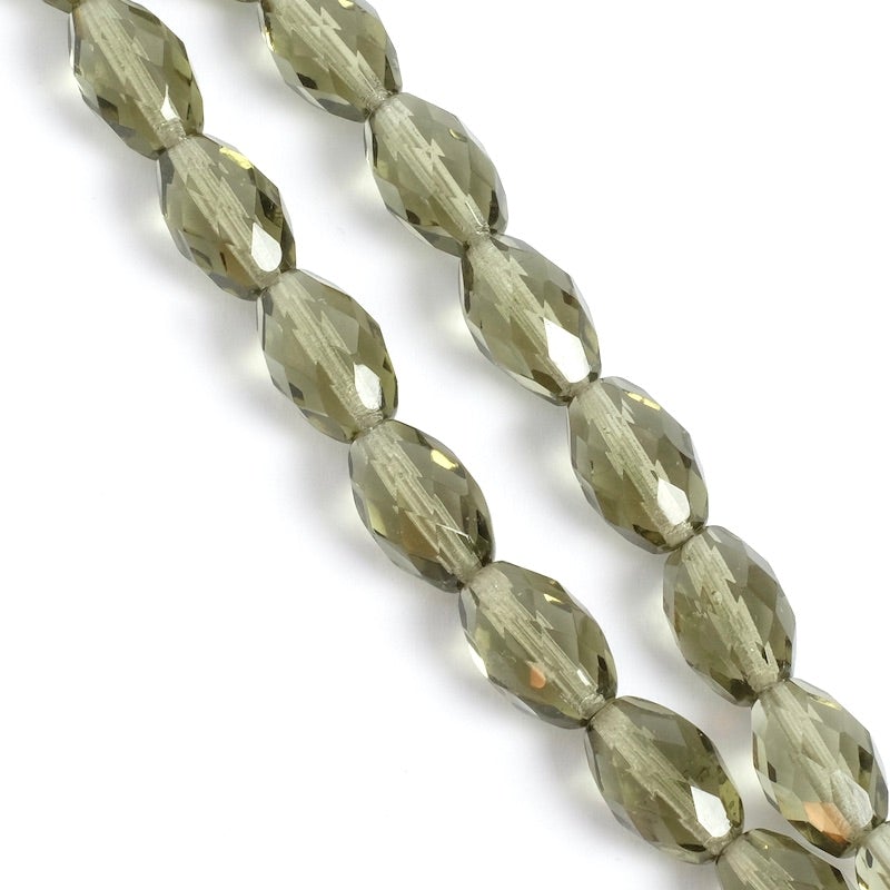Fil de perles de Bohème Olives facettées 12x8mm gris transparent