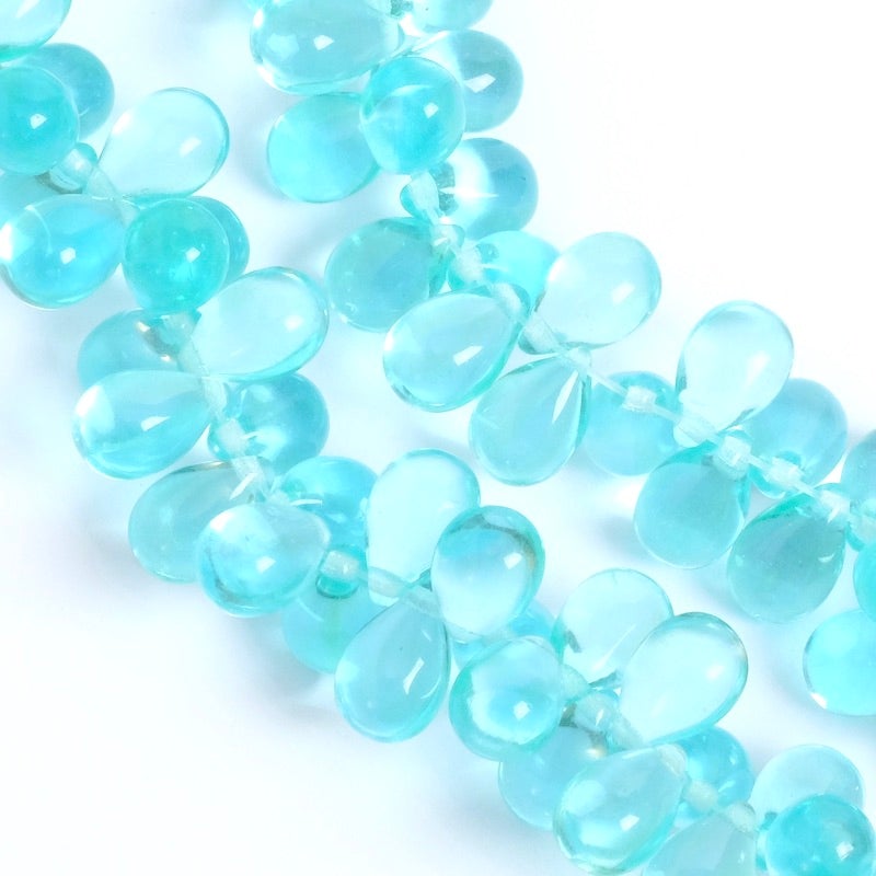 Fil de perles de Bohème gouttes 6x9mm Turquoise transparent
