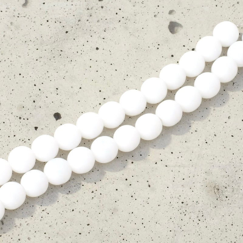 Fil de perles de Bohème rondes 6mm blanc opaque