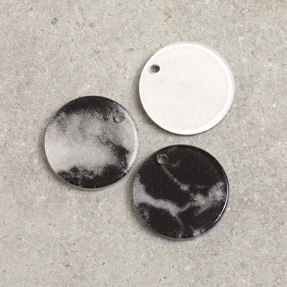 2 Pendentifs Ronds 17mm effet Marbre noir en Plexi acrylique