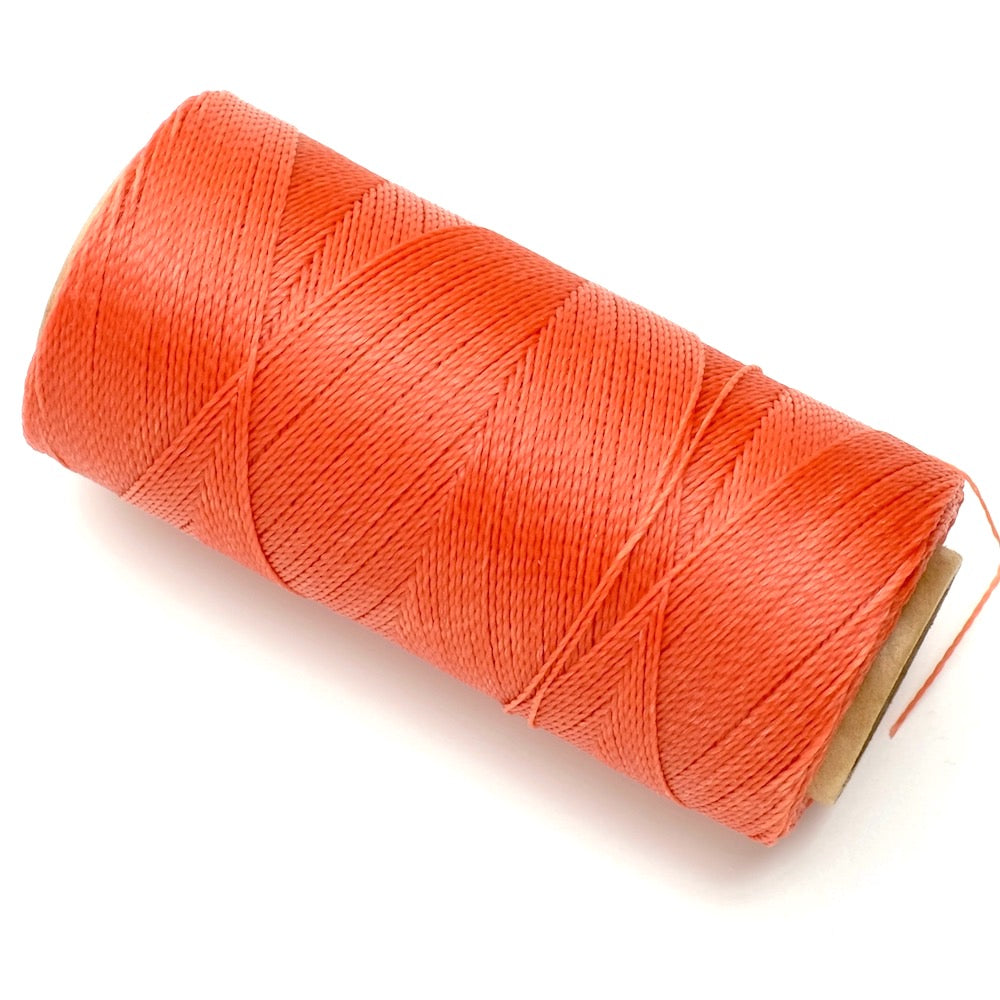 Bobine de fil ciré Linhasita 0,5mm pour micro macramé - Corail rose