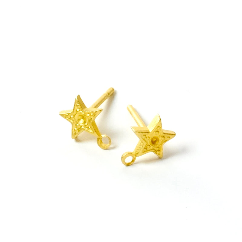 2 boucles d'oreilles clous étoiles en laiton doré mat à l'or fin 24K