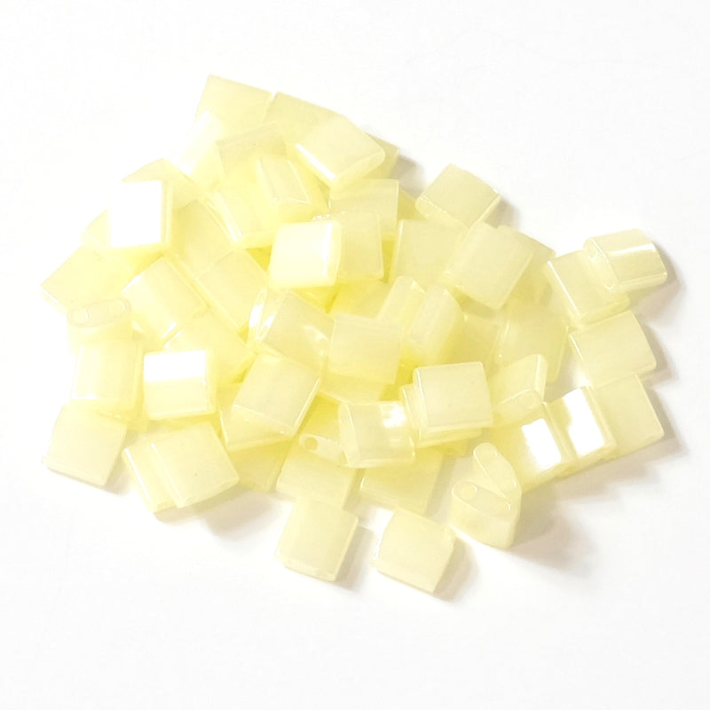 10 grammes de perles Miyuki Tila Beads TL-0513 Butter Cream Ceylon