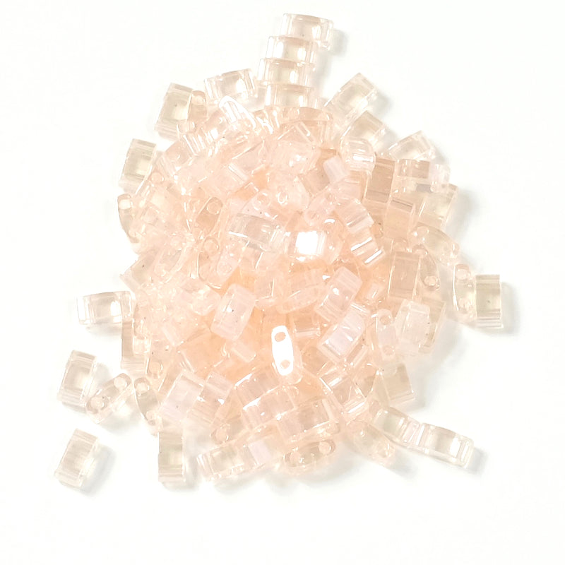10 grammes de perles Miyuki Half Tila Beads HTL-0365 Light Rose Luster