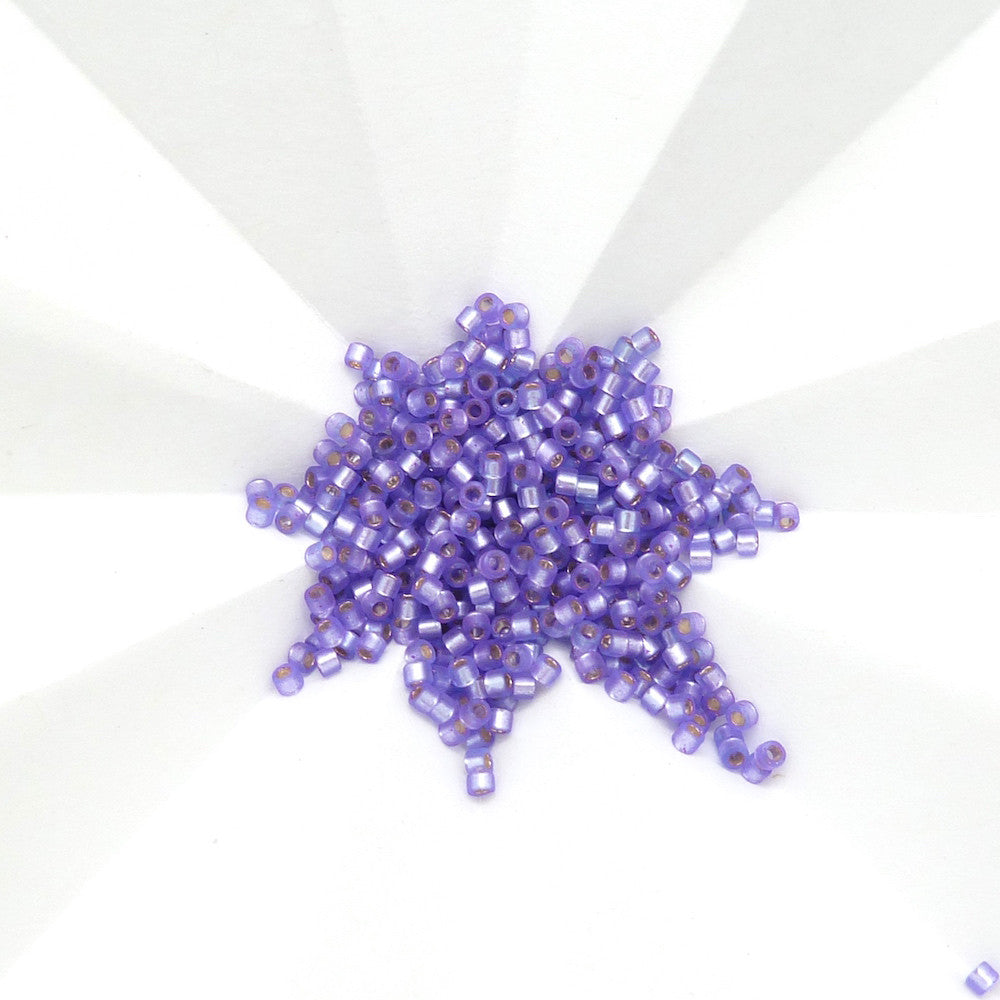 8 grammes de perles Miyuki Délica 11/0 Violet semi mat N°694