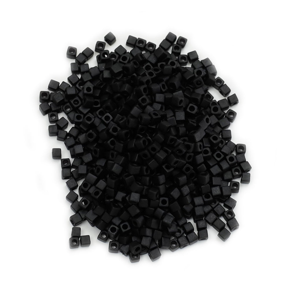 8 grammes de perles Miyuki Square Beads 1,8mm Black Matted SB0401F