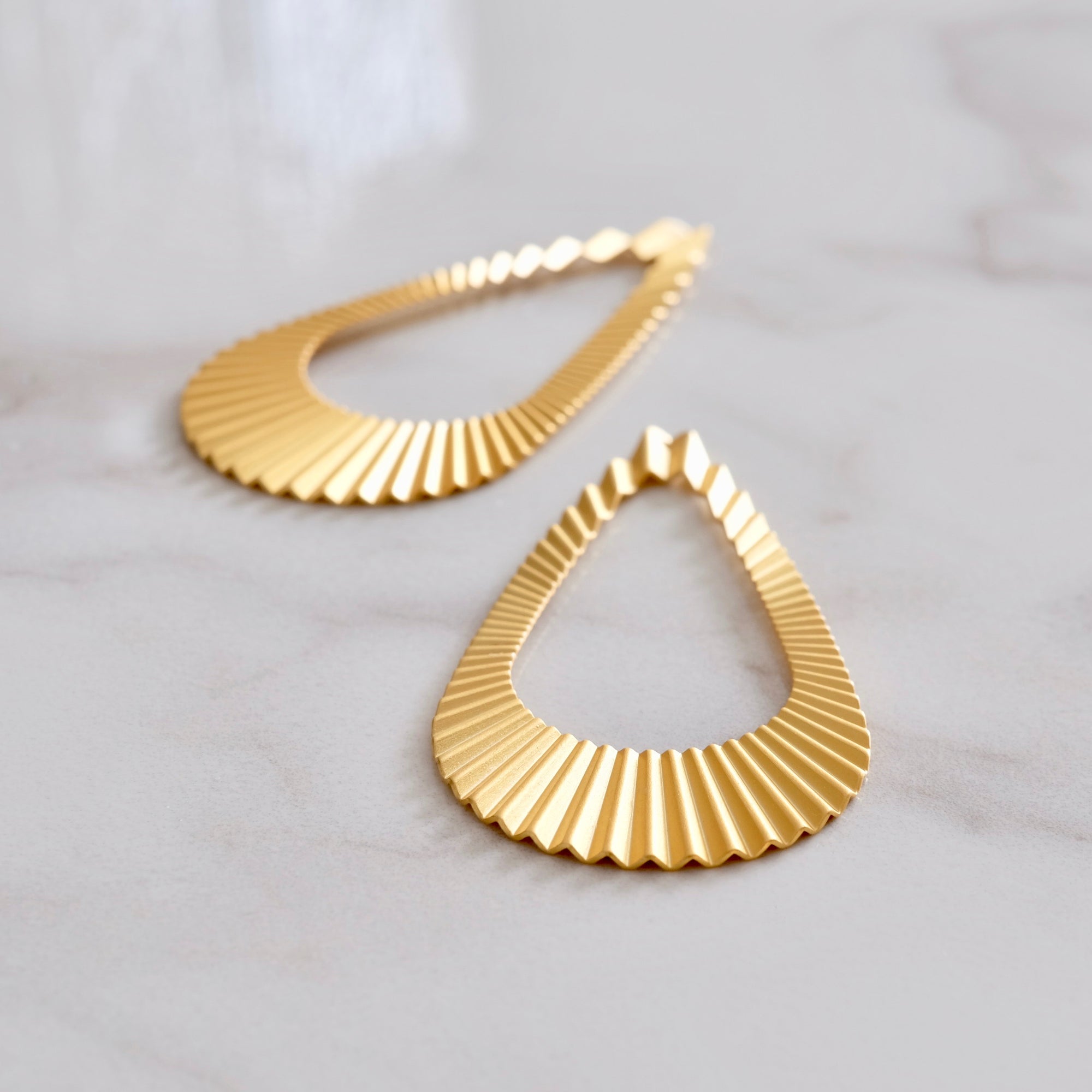 24k gold - Matt