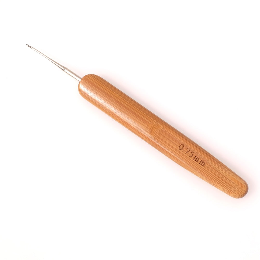 Crochet tool for micro crochet macramé creation 0.75mm