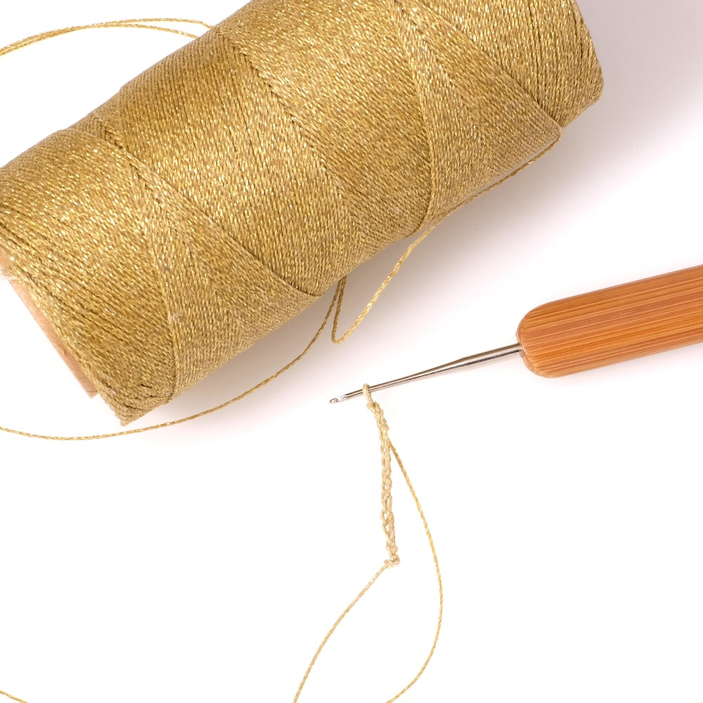 Crochet tool for micro crochet macramé creation 0.75mm