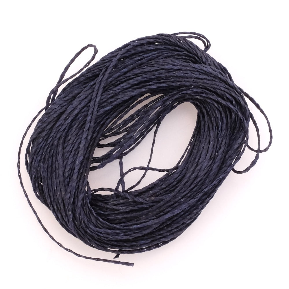 10 metres of Linhasita 0.5mm waxed thread for micro macramé - Navy blue