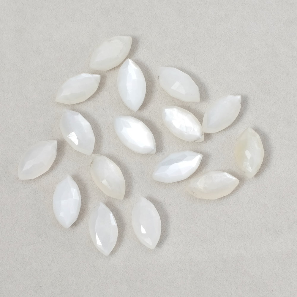 2 Marquise Beads in Natural Moonstone