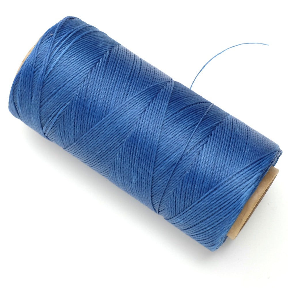 10 metres of Linhasita 0.5mm waxed thread for micro macramé - Jeans Blue