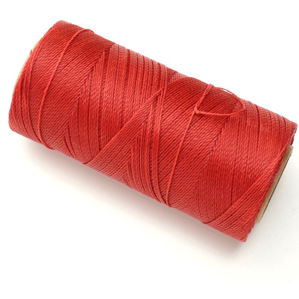 10 metres of Linhasita 0.5mm waxed thread for micro macramé - Cherry