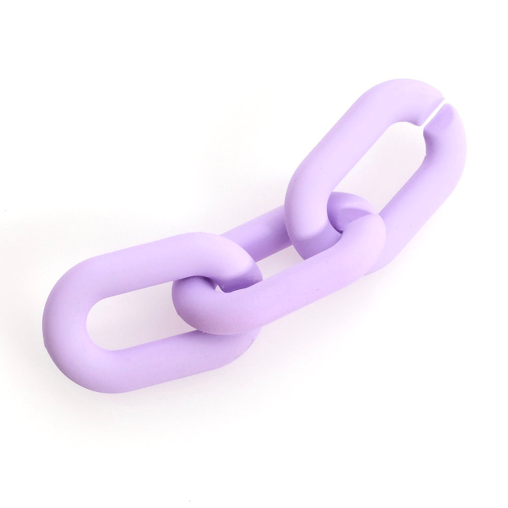 2 oval links 31mm in matte purple acetate