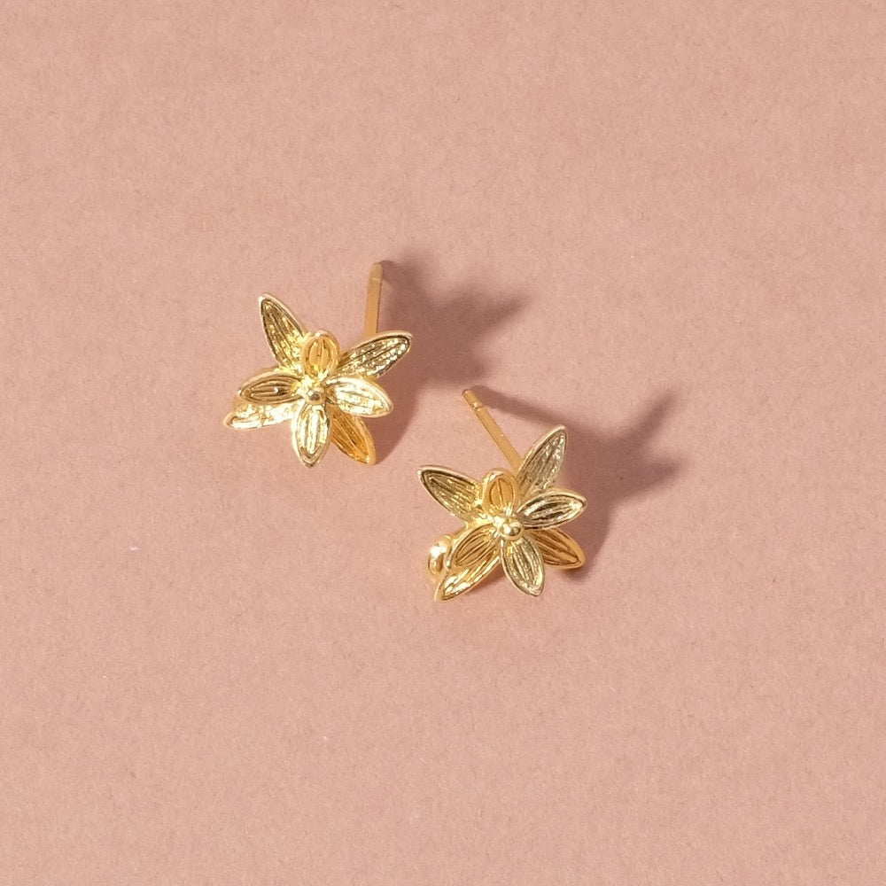 Flower Stud Earrings in 24K Fine Gold Plated Brass Premium, per pair