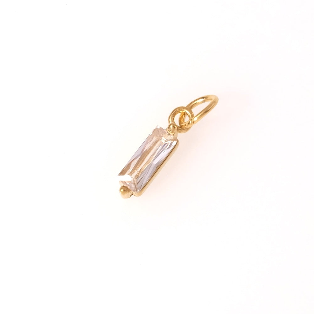 Pendentif rectangle serti en Oxyde de Zirconium transparent en acier inoxydable 304 Doré