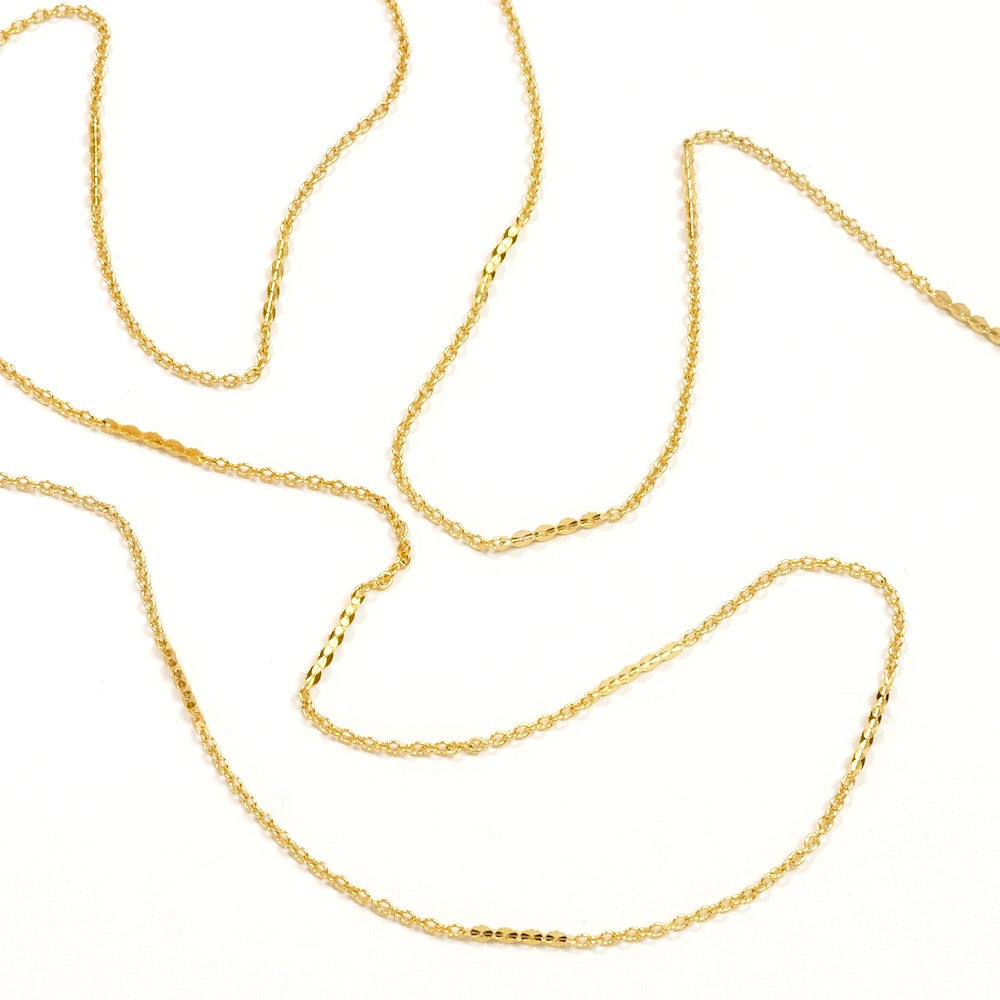 25cm of very fine fancy chain with alternating links, 24K gold plated