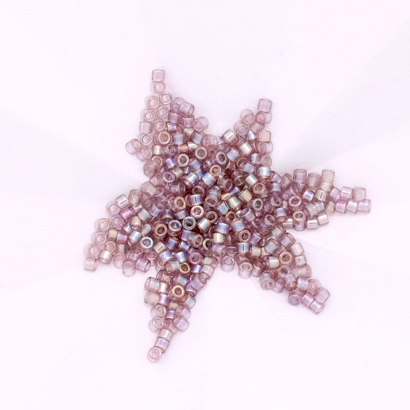 8 grams of Miyuki Délica 11/0 Transparent Lilac AB N°0173 beads