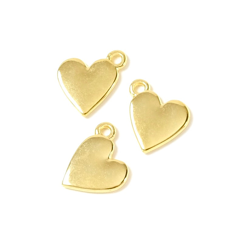 2 gold-plated Zamak heart pendants