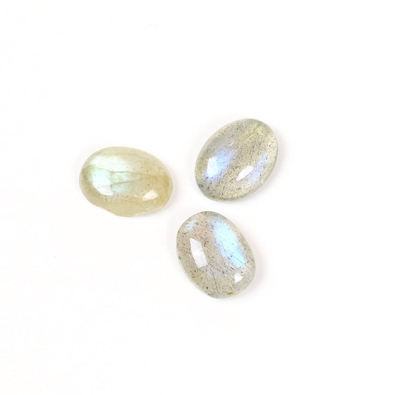 Natural stone Cabochon Oval 6 x 8mm Labradorite