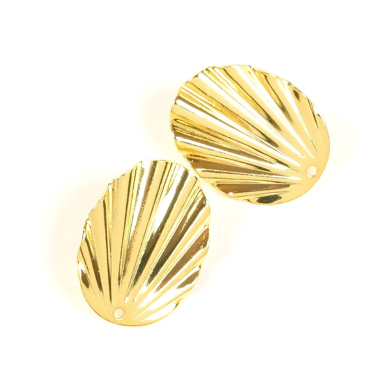 Wavy Oval Stud Earrings in 24K Gold-Plated Brass