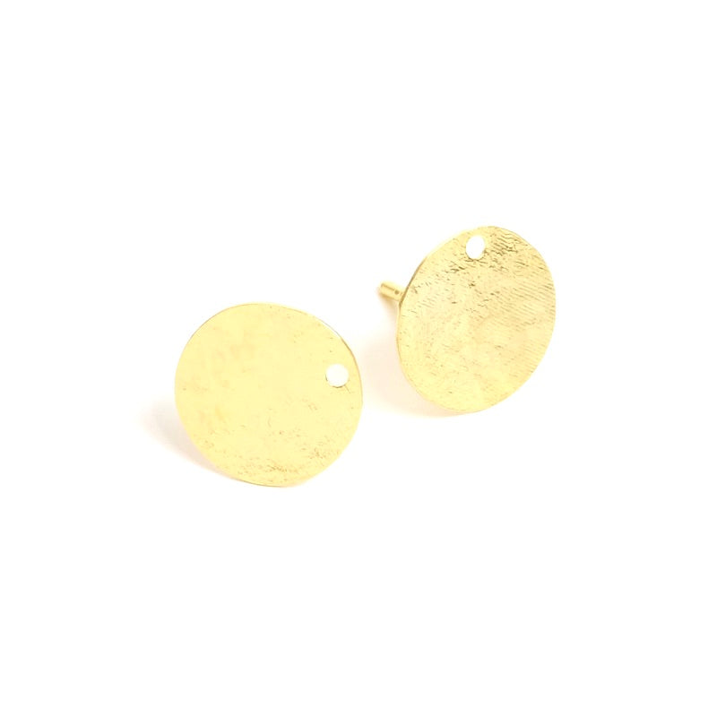 2 Granite texture stud earrings in 24K gold-plated brass