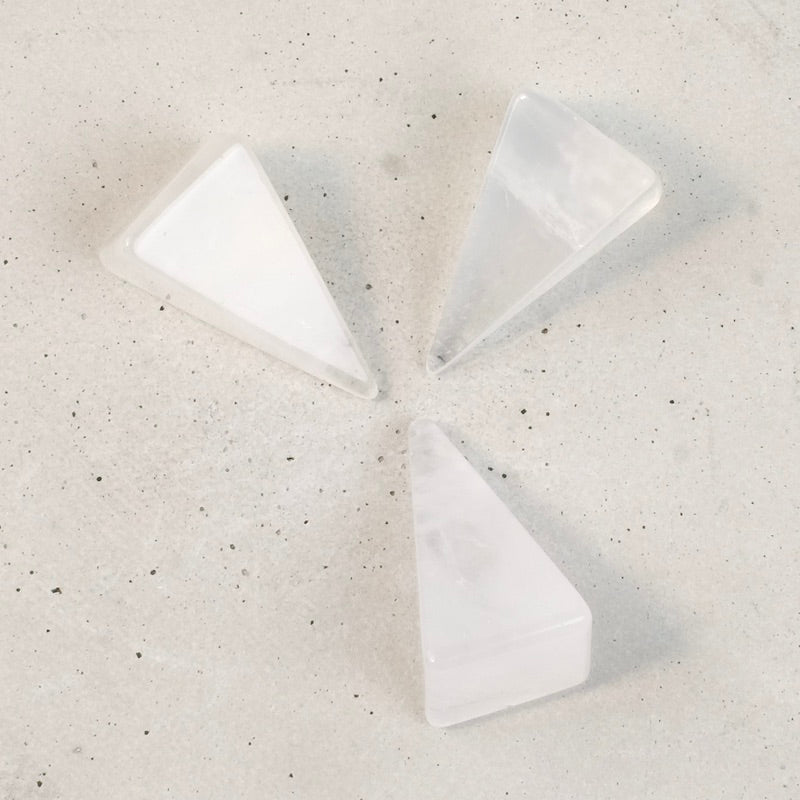 Pirâmide de cristal de rocha - mineral puro