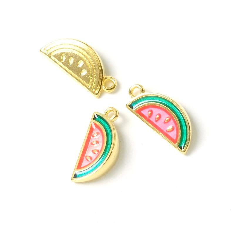 Enameled watermelon slice pendant in 24K gold-plated Zamak