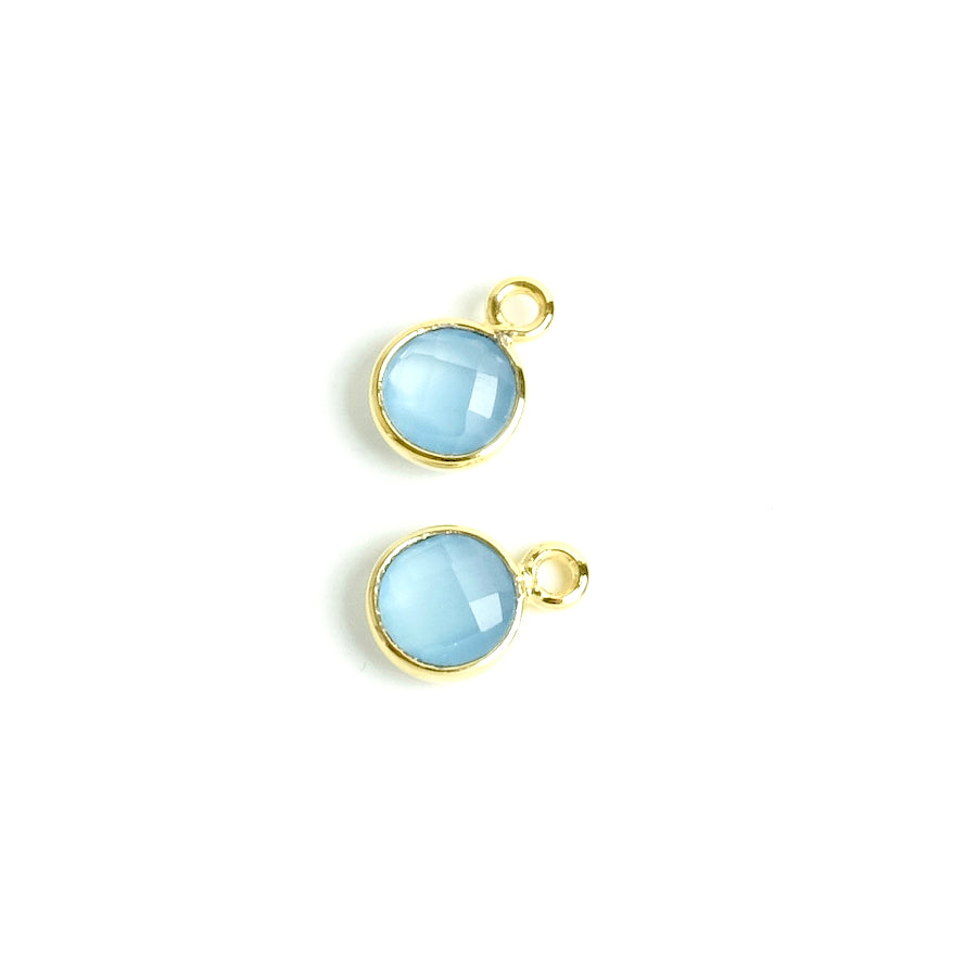 6mm Round Blue Chalcedony Bezel Pendant in 24K Gold-Plated Brass