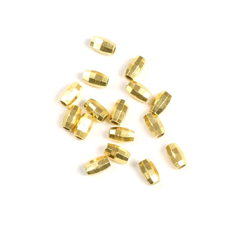 10 faceted oval pearls in 24K gold-plated brass