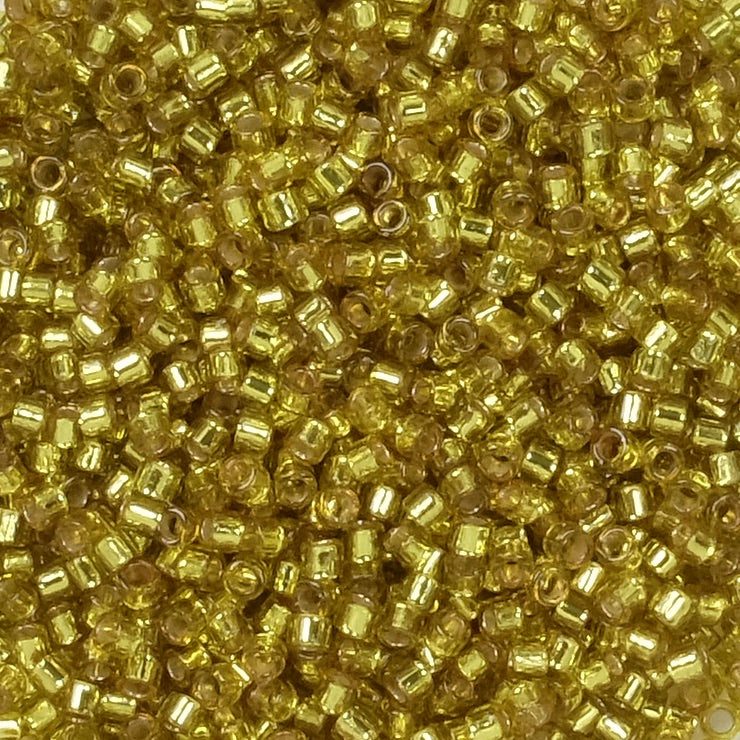 8 grams of Miyuki Délica beads 11/0 Duracoat Silver Lined Dyed Zest DB2164