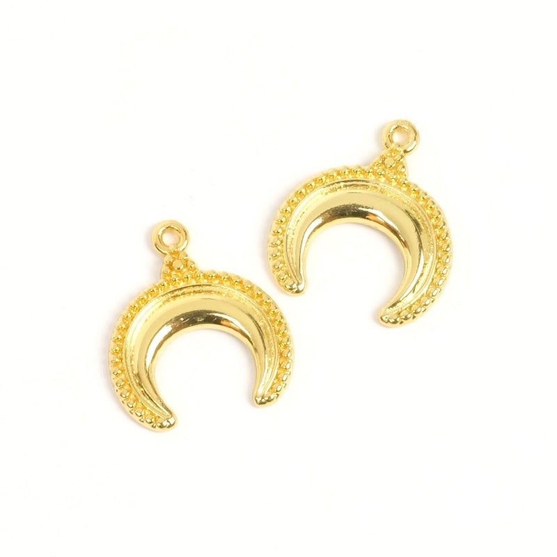 2 horn pendants in 24K gold-plated brass